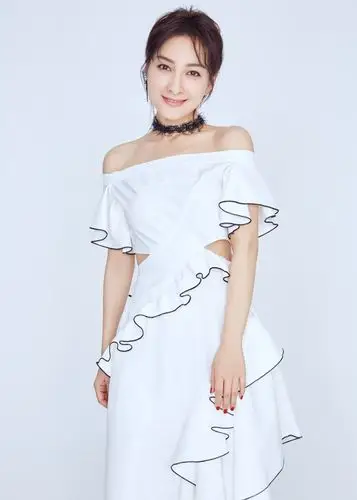 吴昕湖南卫视跨年秀歌喉 或将与神秘嘉宾同框