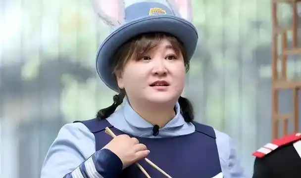 贾玲:从消失到辉煌,她将何去何从?