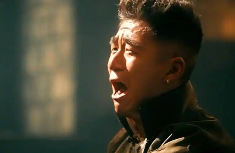 解读电影《让子弹飞》_张麻子_黄四郎_火车