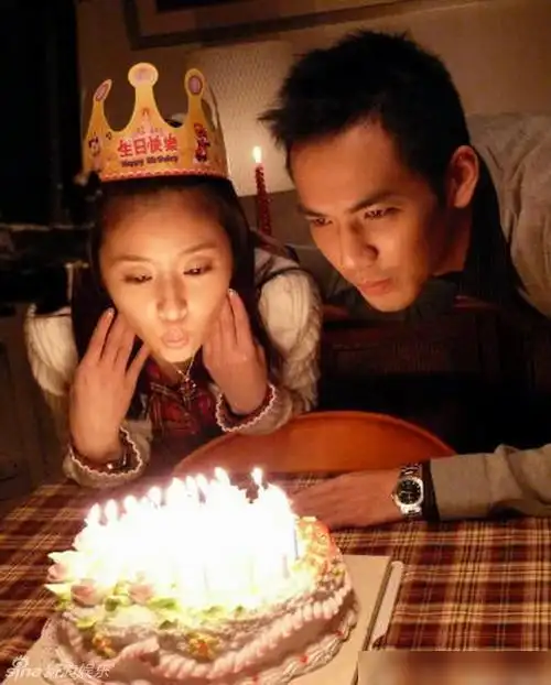 钟汉良多年隐婚妻子现身,原来是她?五张照片让你知道她的美貌