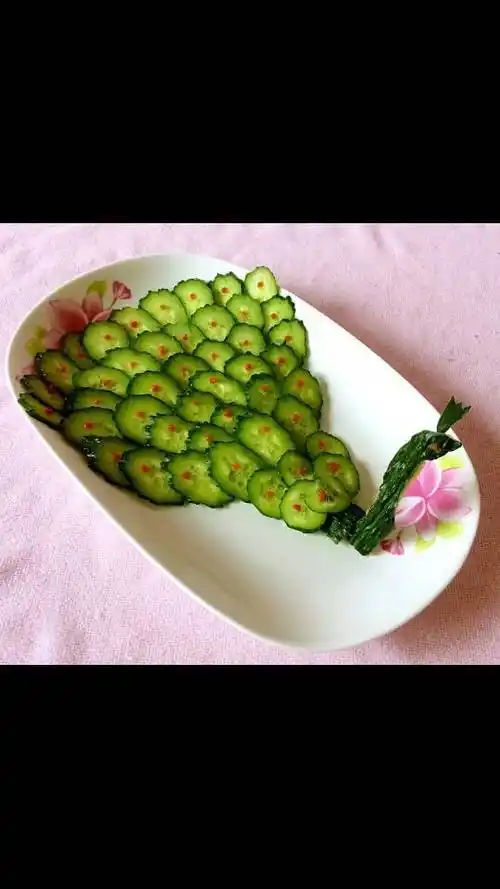 手机用户5778_60vm做的黄瓜创意摆盘