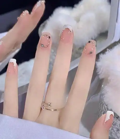 抖音最火的美甲2022网红推荐夏日显白美甲