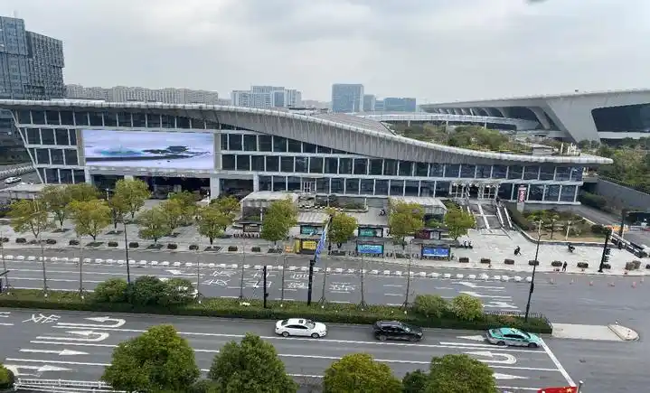 王府井港龙城项目重磅来袭,江干区26个重大项目集中开工