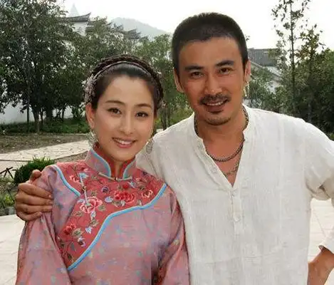 【图】柳云龙的妻子图片被扒 弃商从艺多亏精明老婆