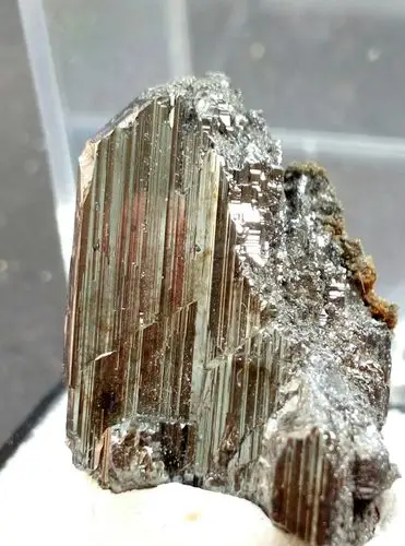 常见矿物晶体标本名称及产地介绍