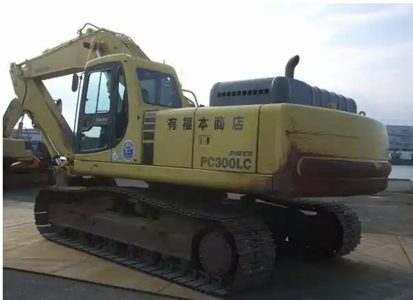 小松pc300-6进口二手挖掘机出售