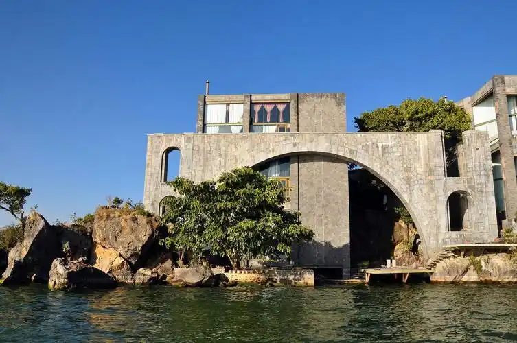 隐密的太阳宫和月亮宫