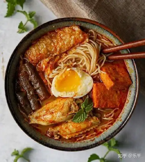 吃饭朋友圈文案高级感16句嗮美食文案发朋友圈秒赞