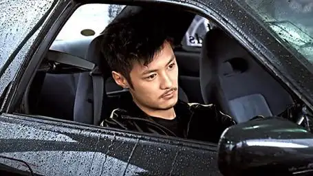 头文字d里叔叔的奔驰是什么型号?