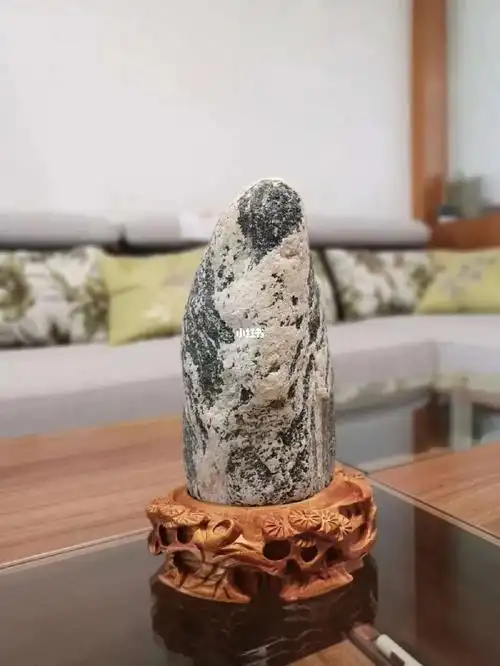 精品泰山石欣赏