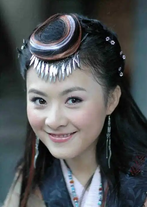 原创沈腾老婆王琦的古装照好美啊不愧是当年的校花啊