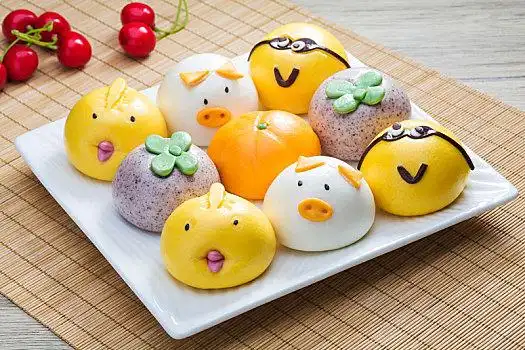 彩色花样卡通小馒头