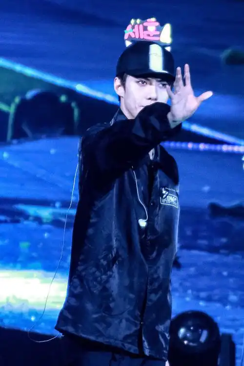 吴世勋0412生日快乐