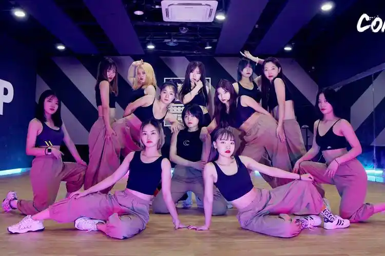 爵士舞学什么内容爵士舞有哪些元素爵士舞课堂内容皇后舞蹈