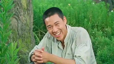 张丰毅年轻的时候是真年轻啊