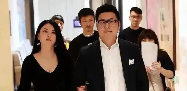 张亮|曹格|王岳伦|夏克立|黄嘉千|王宝强|真人秀|社交平台|芒果tv