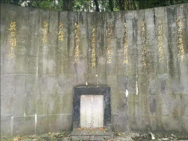 漫游高原明珠贵阳花溪河凭吊抗日名将中国戴安澜