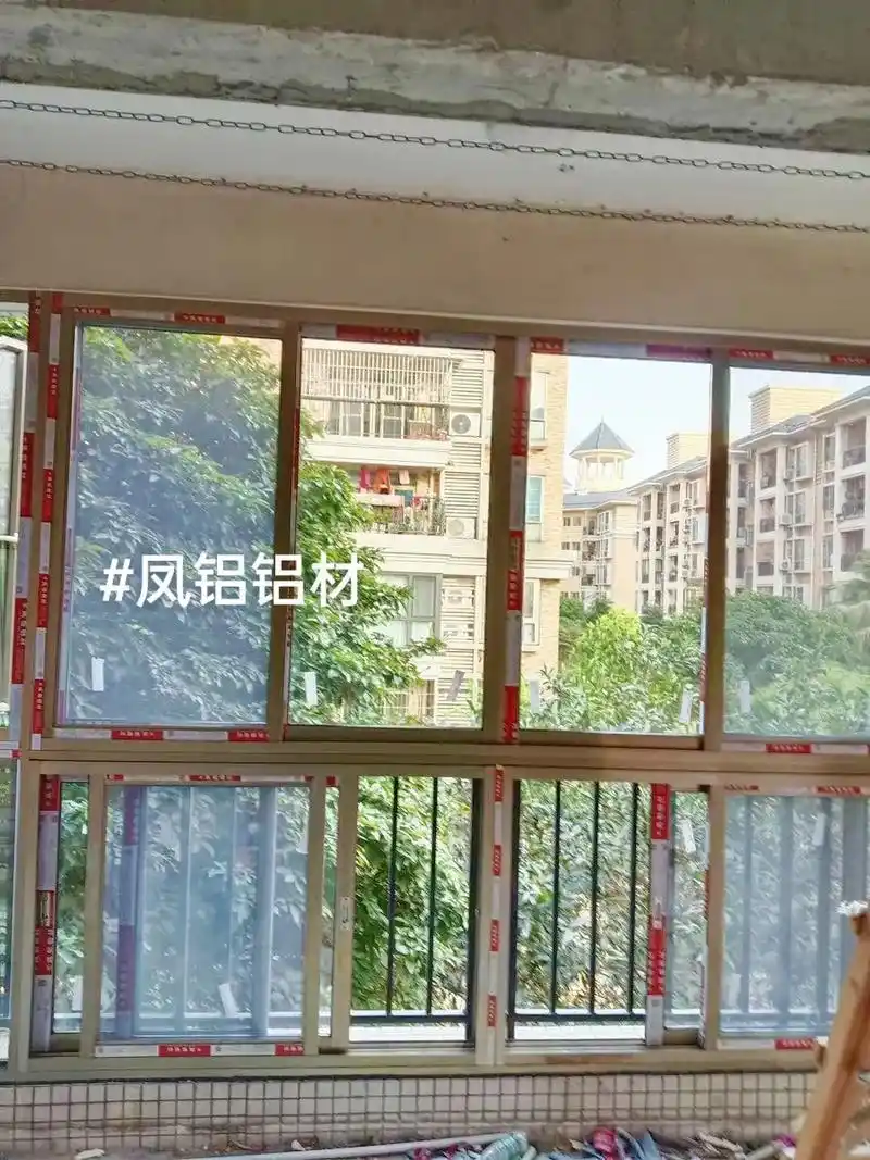 推拉窗&平开窗 .推拉窗&平开窗 .相比动 - 抖音