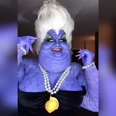 这乌苏拉(小美人鱼人物)的cosplay真是辣.