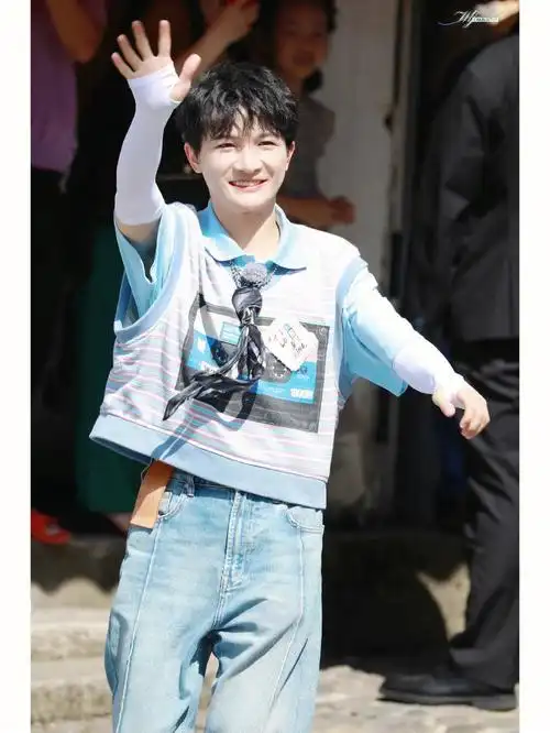 周深  #周深奔跑吧  谢谢谢谢我这两天又活过来了