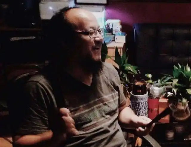 窦唯中年秃顶,胡子邋遢,这个迷倒王菲的男人有没有被高估?