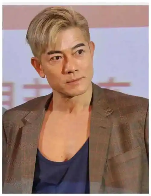 郭富城生图,想不到已近60岁,让方媛花痴连连!