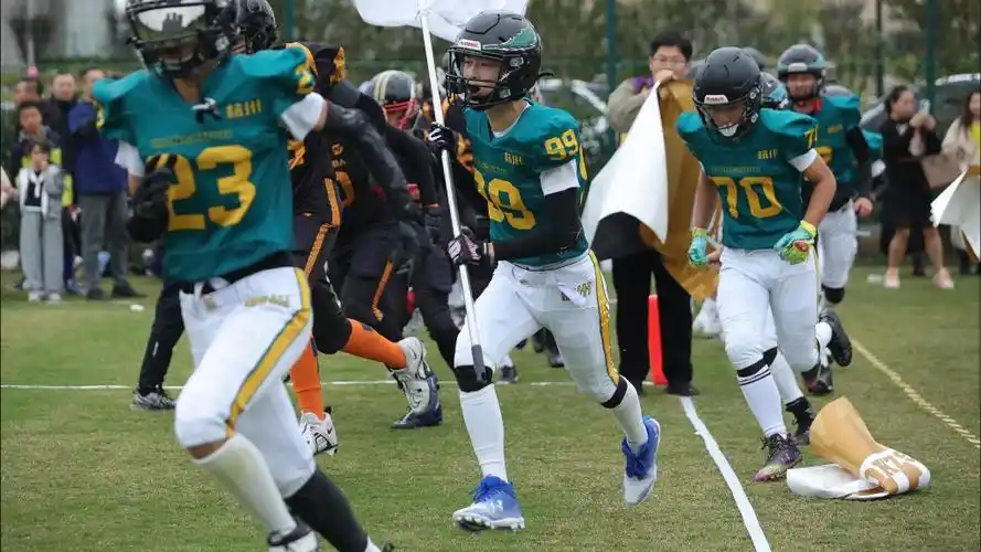 u15杭州vs北京黑曼巴 y league美式橄榄球比赛精彩集锦
