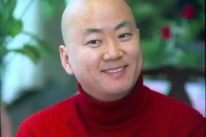 郭冬临登上春晚21次因一个作品被索赔如今55岁转战短视频