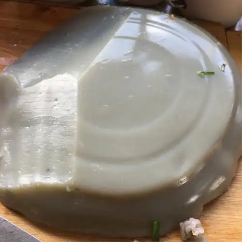 中午吃了点小吃.鸡豆凉粉