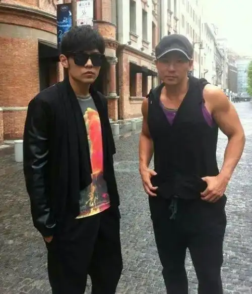 有一种兄弟情,叫刘畊宏与周杰伦!