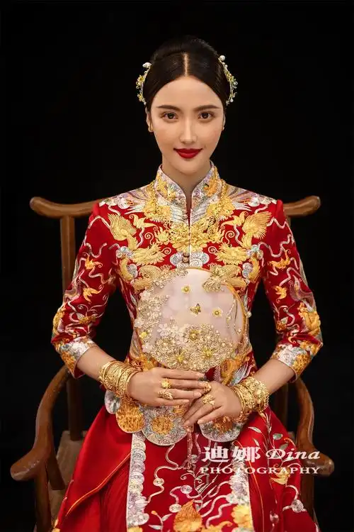 中式秀禾服-南京韩国迪娜婚纱摄影-wed114结婚网