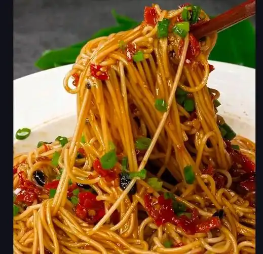 拌面,辣辣有味道的那种,简单易学_高清图集_新浪网