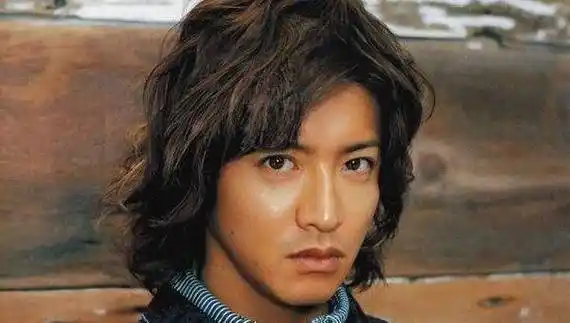 让人们感觉到是很甜的,而且那个时候,很多粉丝们都高呼王菲跟木村