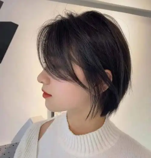 2022最洋气的减龄短发,它会成为你最爱的减龄短发