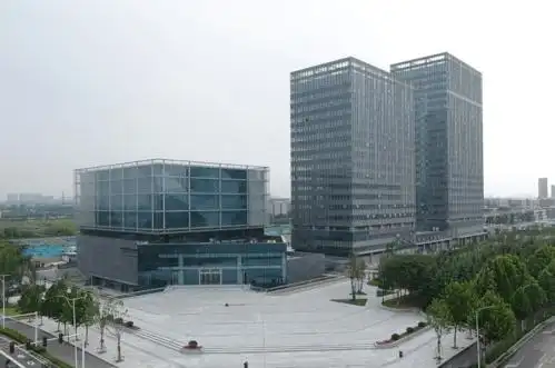 擘画新蓝图开启新征程郑州国家高新区召开数智治理动员大会02开启数