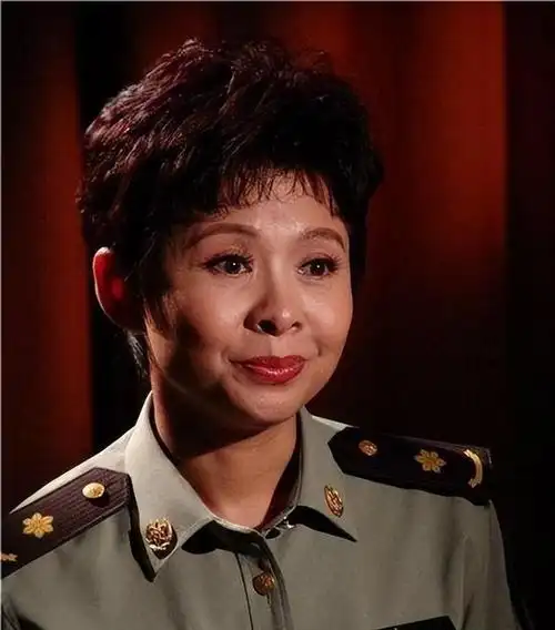 一百万一夜赖星昌揭露两人真实关系歌唱家董文华又为何退圈