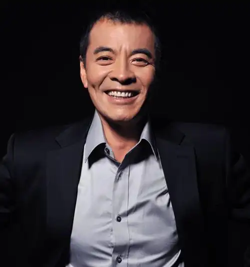 刘威,中国内地男演员,身高180cm,1957年10月16日出生于吉林长春,毕业