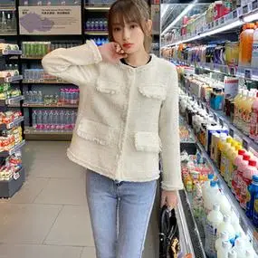 米色小香风外套女2022春季新款时尚气质粗花呢上衣小个子短款大衣