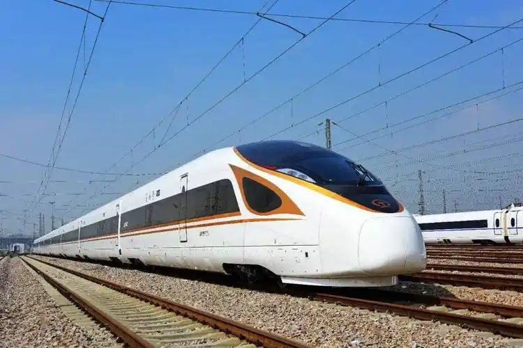 复兴号cr400bf动车组列车同cr400af一样也是"中国标