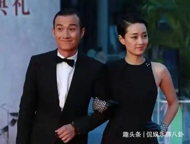 文章近照流出,宣传电影打扮朴素令人心酸,状态疲惫引争议_小哥_视频