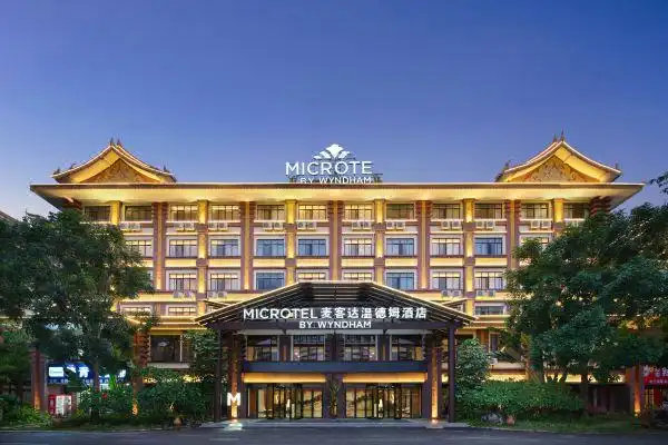 景洪曼弄金湾麦客达温德姆酒店预订价格,联系电话位置地址【携程酒店