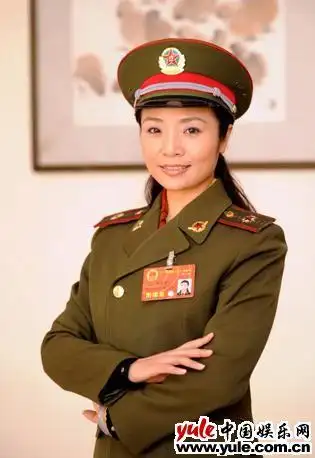 人大代表李丹阳用歌声向地震灾区人们传递《人间真情》