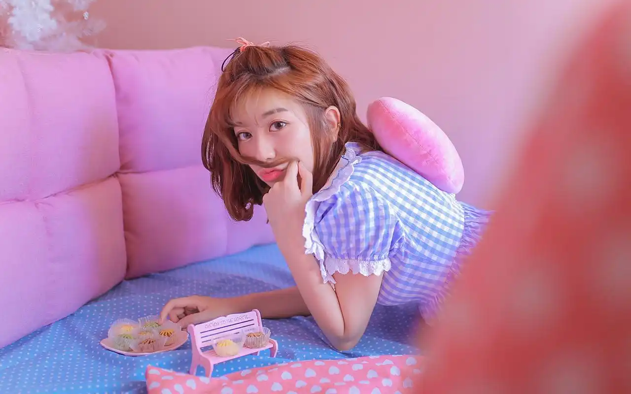 首页 桌面壁纸 美女壁纸 梦幻少女粉红诱惑高清电脑壁纸图片 (5/ 8)