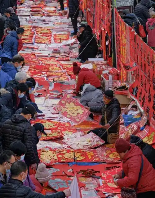 青岛百年大集人气爆棚