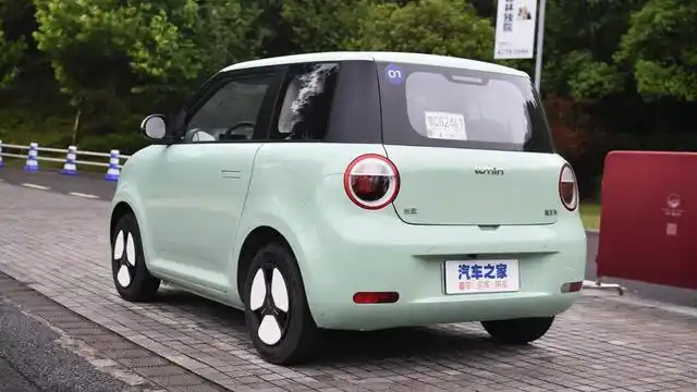 长安汽车3一5万元新车,3一5万电动汽车(新车只要四五万,倒车影像 双大