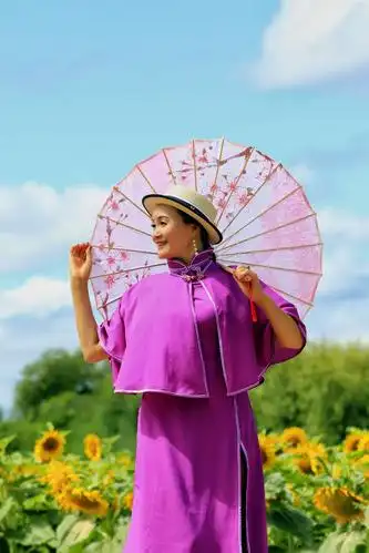 国色天香美旗袍