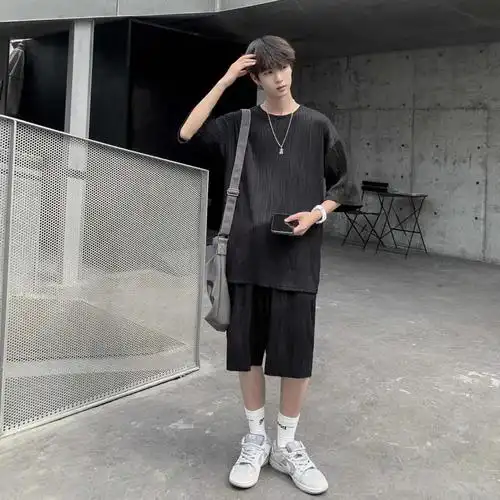 夏季t恤男装青年夏天一套衣服男生潮人夏日两件套装潮流搭配男款学生