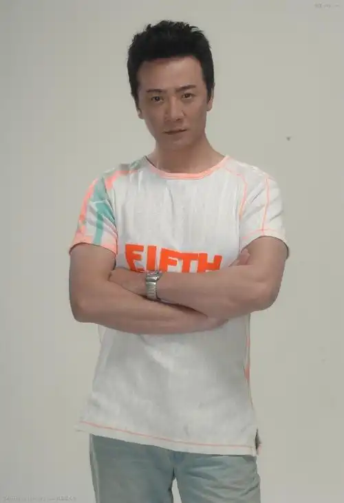 张岩写真图片-自制1280x960壁纸.高清大图-明星写真馆n63.com