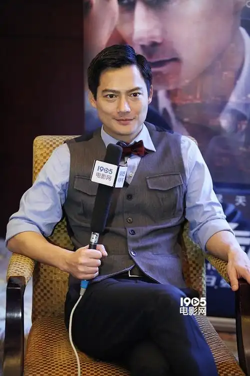 高圣远:尽力用中文拍电影 无条件支持周迅工作