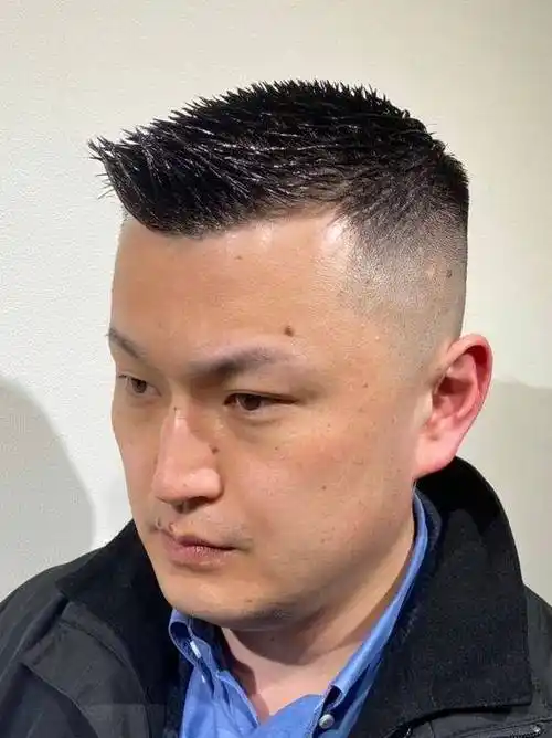 头发粗硬男士,发型这样剪就对了,帅气时尚真精神